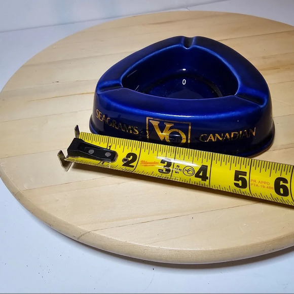 Seagrams VO Canadian Ceramic Ashtray Triangle Cobalt Blue With Gold Lettering - Picture 8 of 9